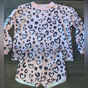 Pink lily pj set, never worn